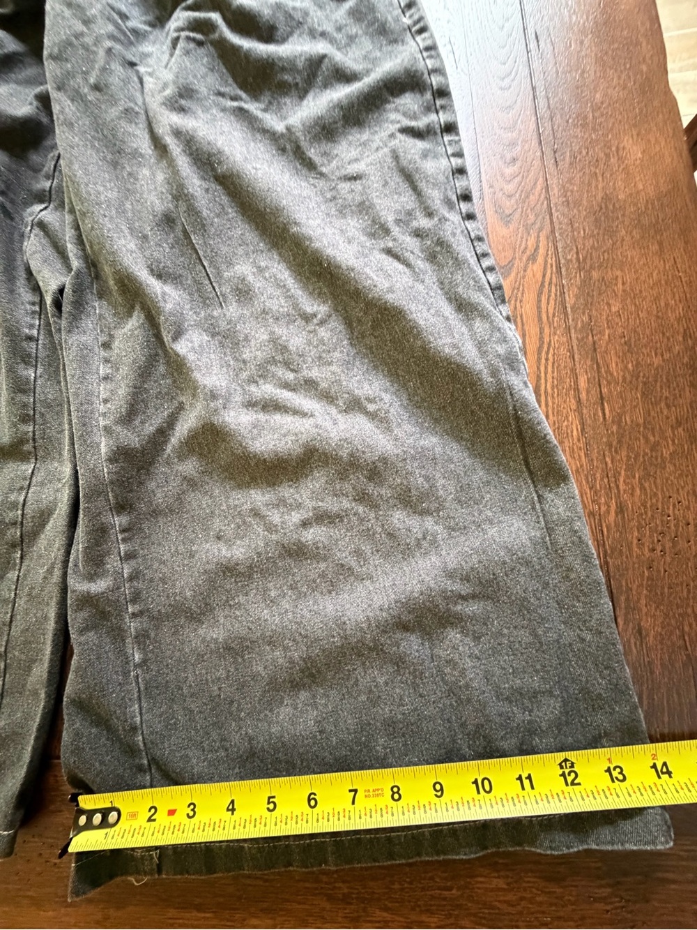 Women's Black Denim Wide-Leg Cropped Overalls Jumpsuit size medium - Picture 5 of 8